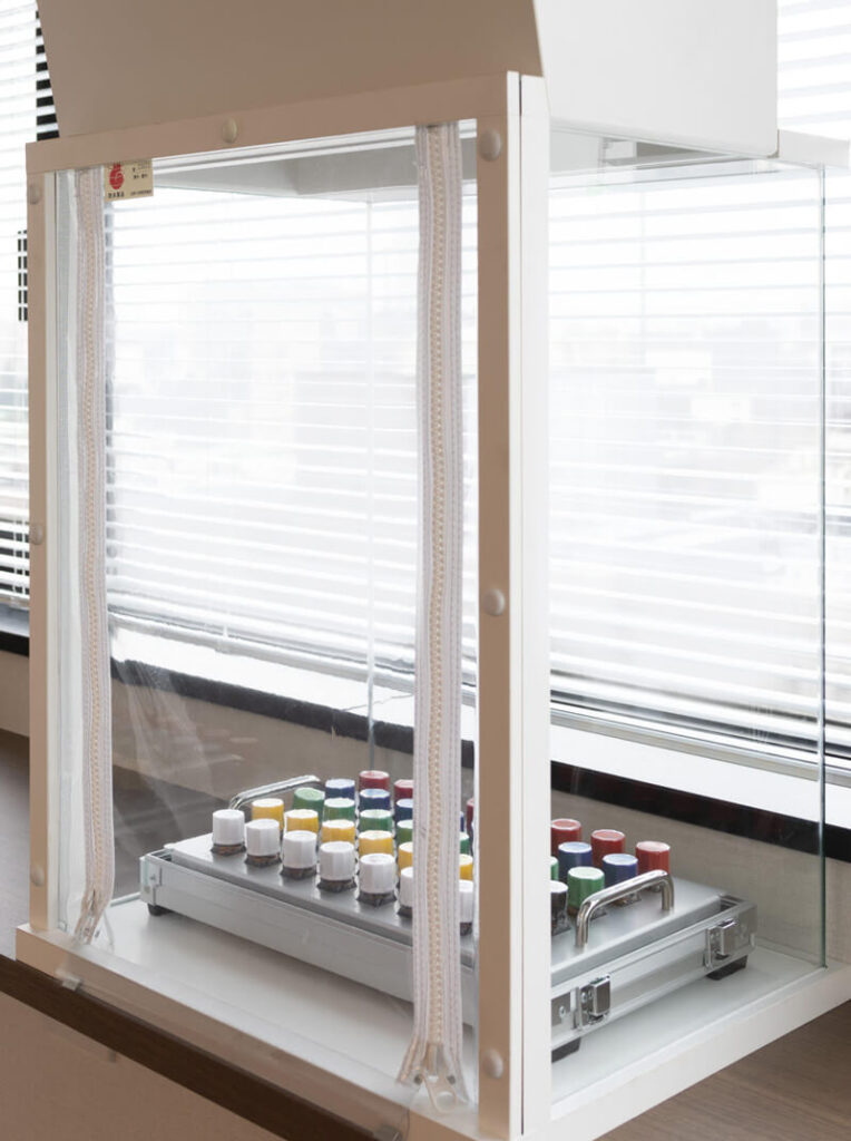 嗅覚検査の換気装置